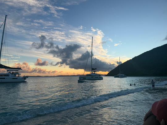 Southern Queen Sailing