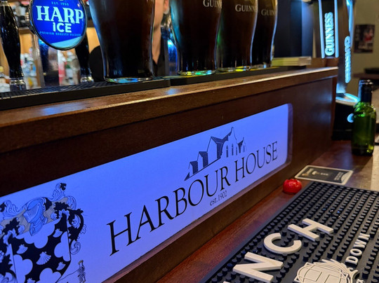 Harbour House Inn Newcastle, Northern Ireland主图
