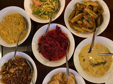 Serenity Beach Cabanas主图