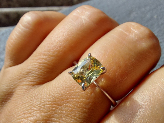 Gem Bank Gems & Jewellery-Aluthgama必去景点