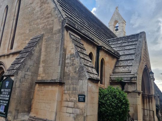 Holy Trinity Church-斯利马必去景点