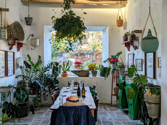 Wine Tours Lanzarote-卡门港必去景点