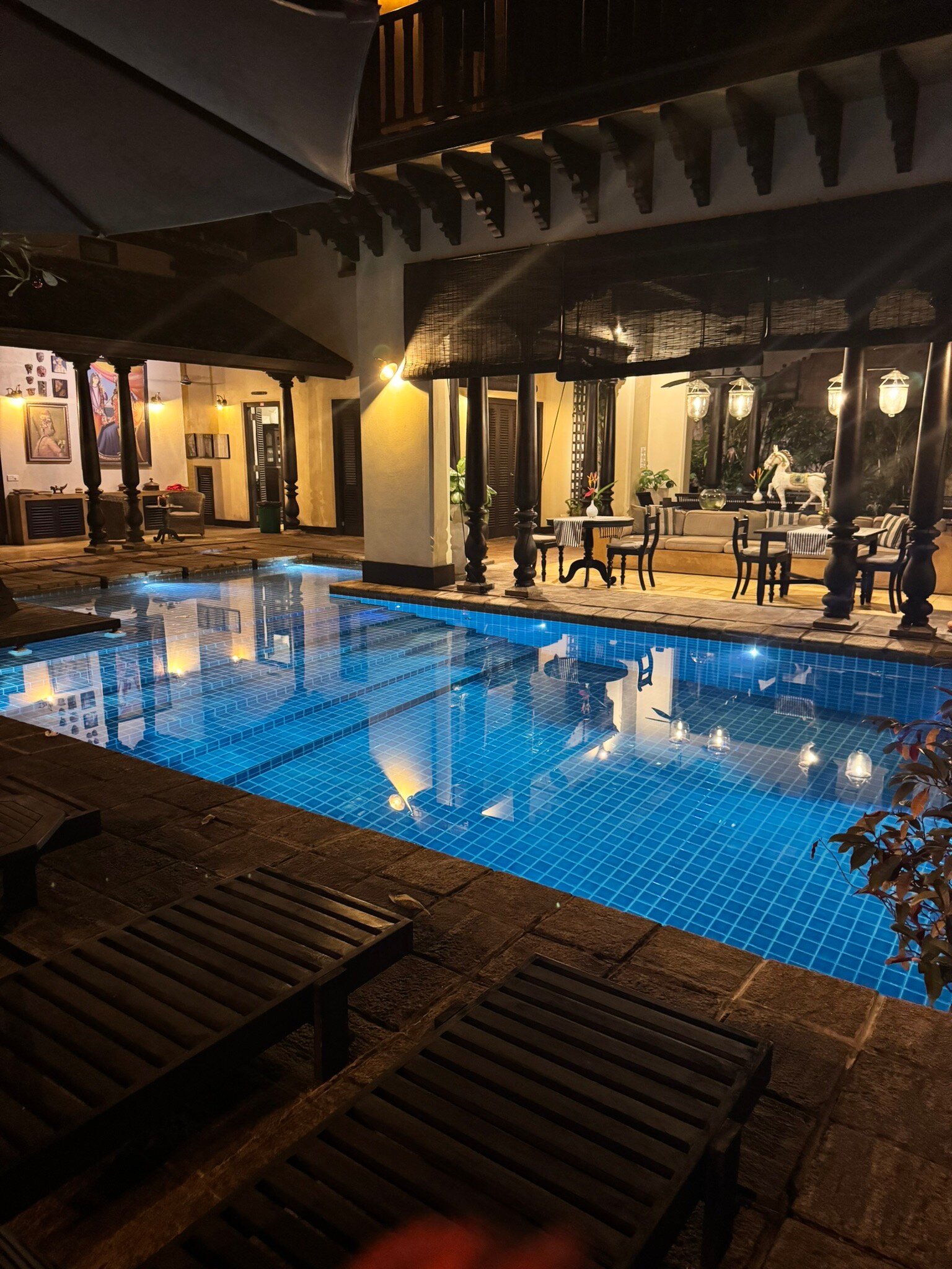 警长之家酒店-官方