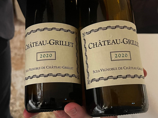 夏必秋酒店主图