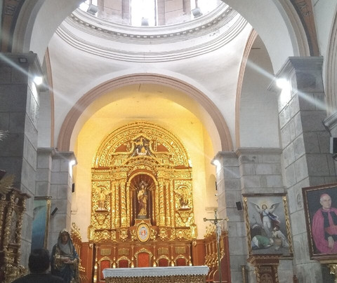 Catedral Católica de Ibarra-伊瓦拉必去景点