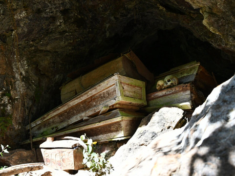 萨加达悬棺-萨加达必去景点