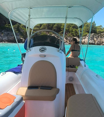 Golden RIB Cruises rent a boat-Vourvourou必去景点