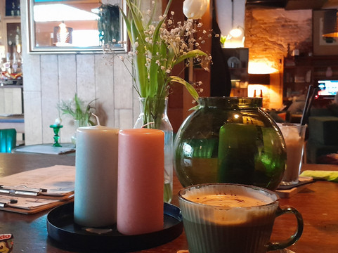 The Flat Earth-切斯特必去景点