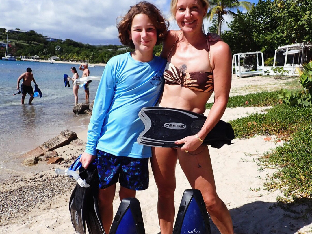 Scooter Snorkeling-英吉利海港必去景点