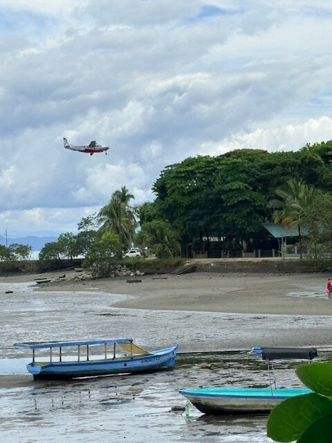 希门尼斯小屋酒店主图