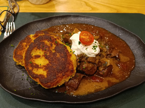 厄热塔尔瓦尔德酒店主图