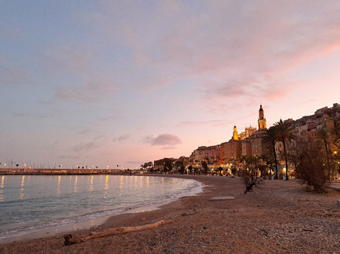 Promenade du Soleil-芒通必去景点