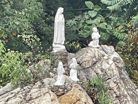 Monasterio La Candelaria-Raquira必去景点