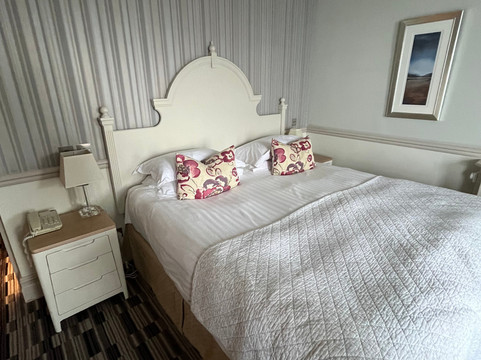 霍特密斯酒店主图