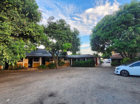 Hotel Los Caciques主图