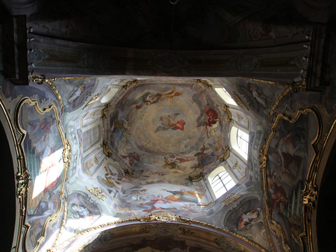 Chiesa parrocchiale di Santa Maria Assunta-奥尔塔圣朱利奥必去景点