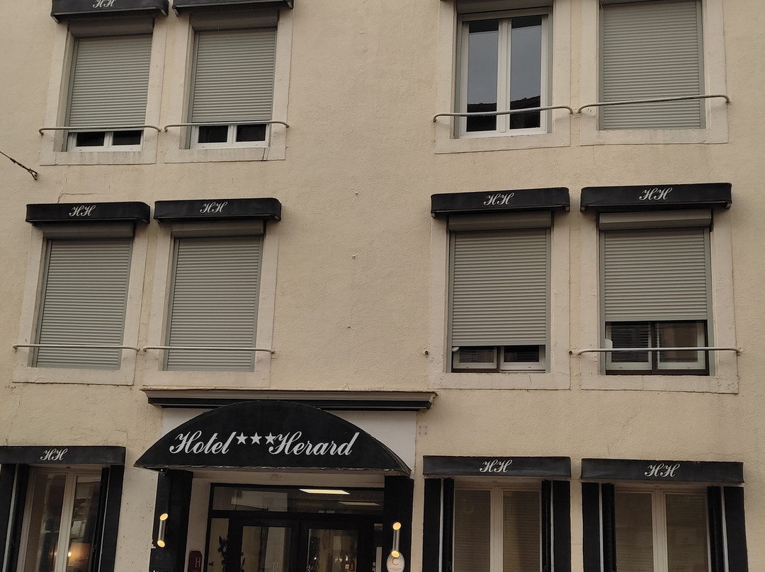 HERARD酒店餐厅主图