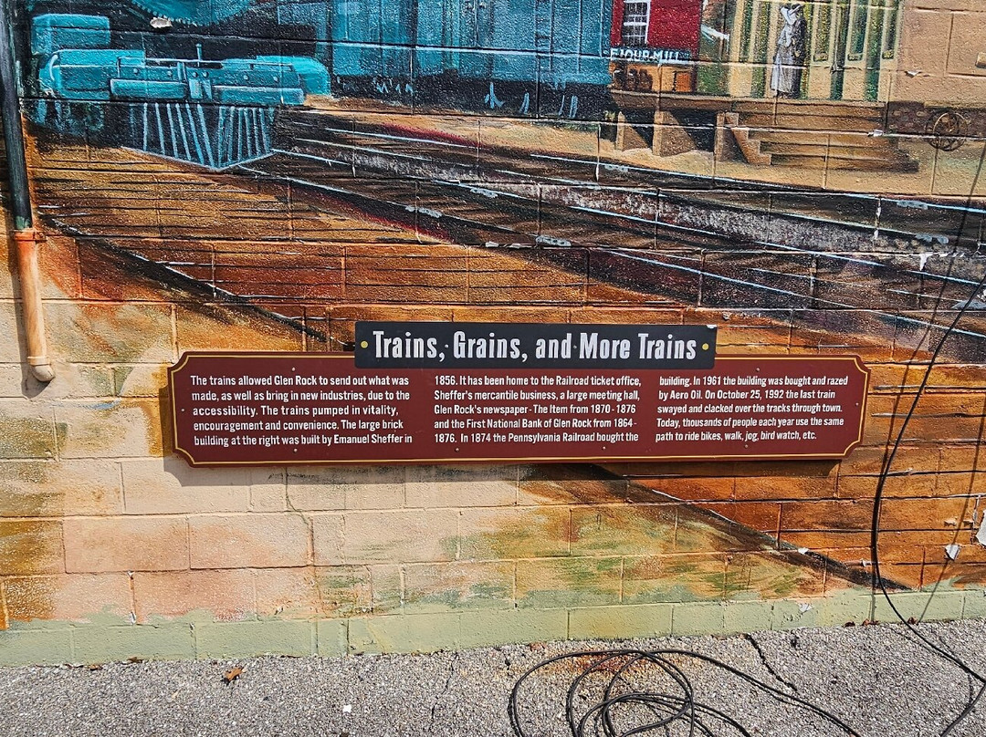 Trains, Grains, and More Trains Mural-Glen Rock必去景点