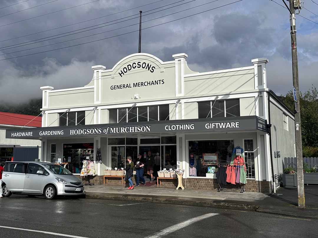 H Hodgsons & Co General Store-Murchison必去景点