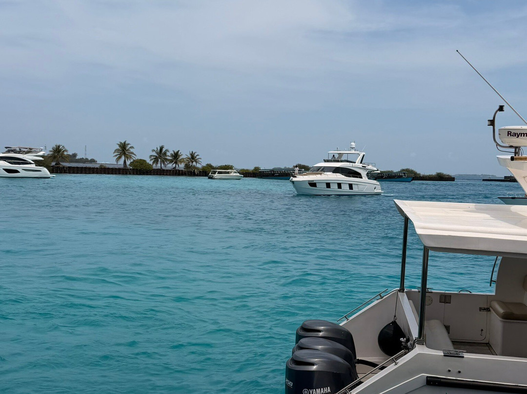 Theeraa Ulaa Holidays-雪州必去景点