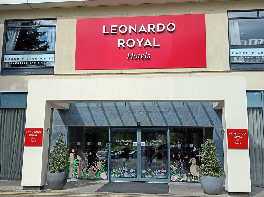 牛津莱昂纳多皇家酒店主图
