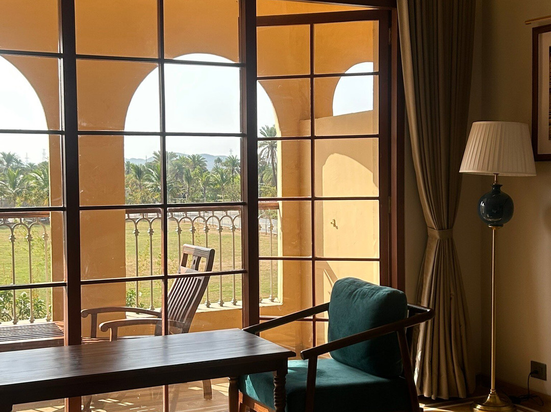 Time Square Resort & Spa Bhuj主图