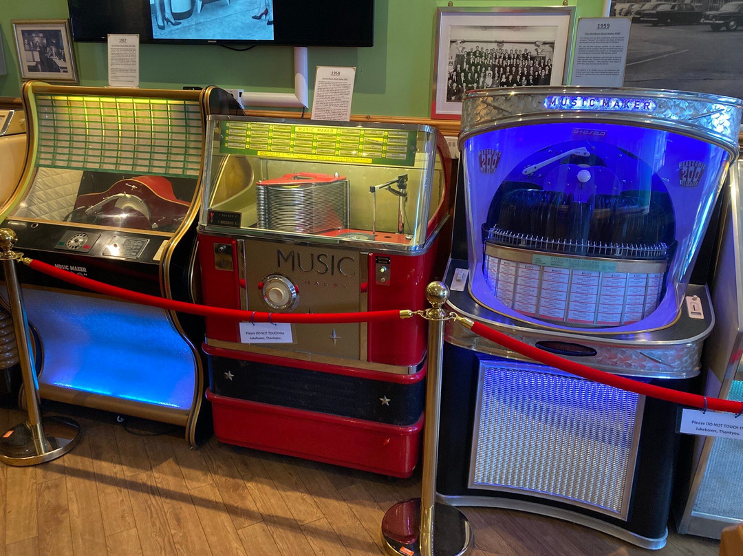 Ditchburn Jukebox Museum-Lytham St Anne's必去景点