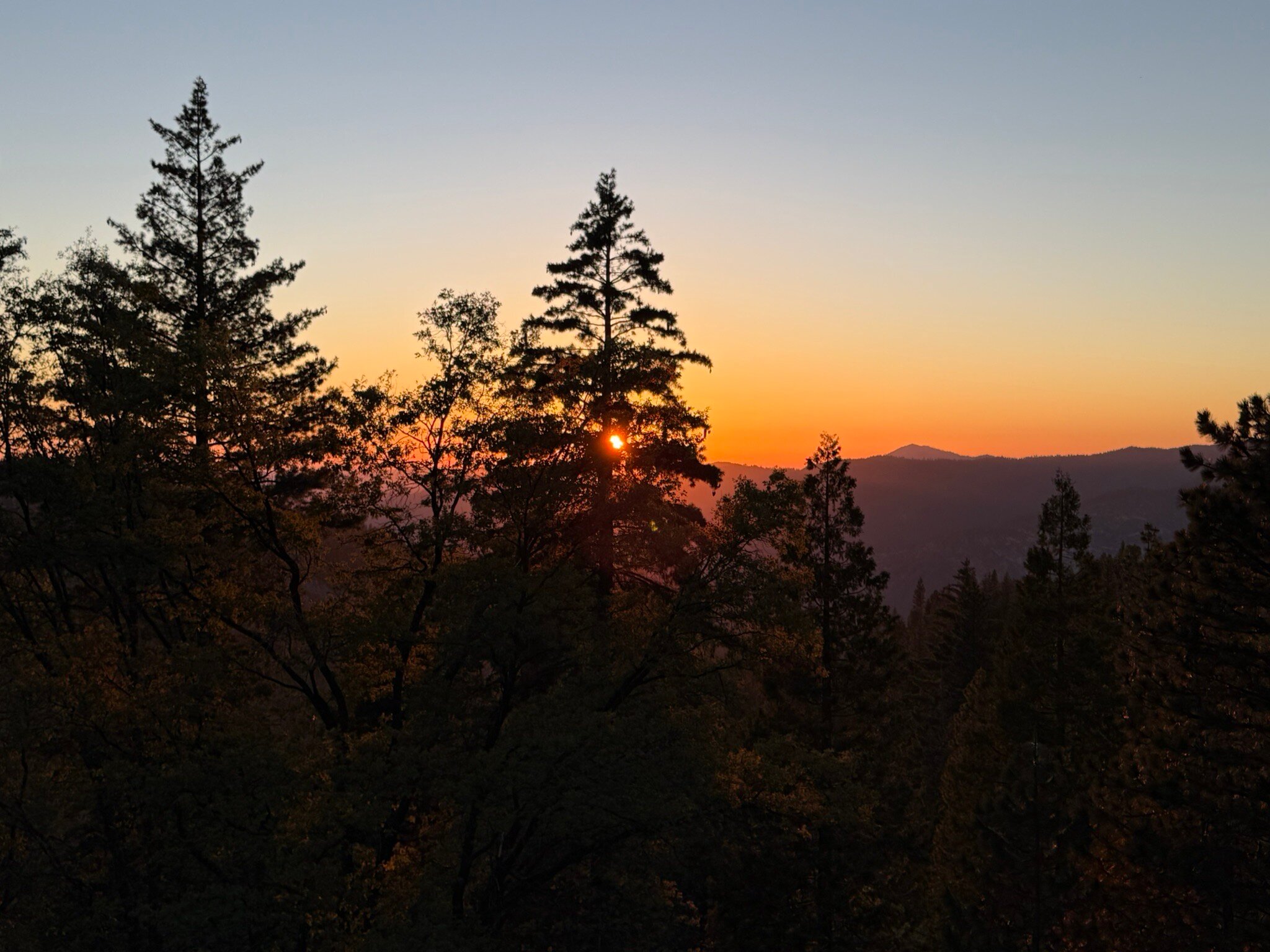Yosemite West High Sierra Bed and Breakfast-旅行者