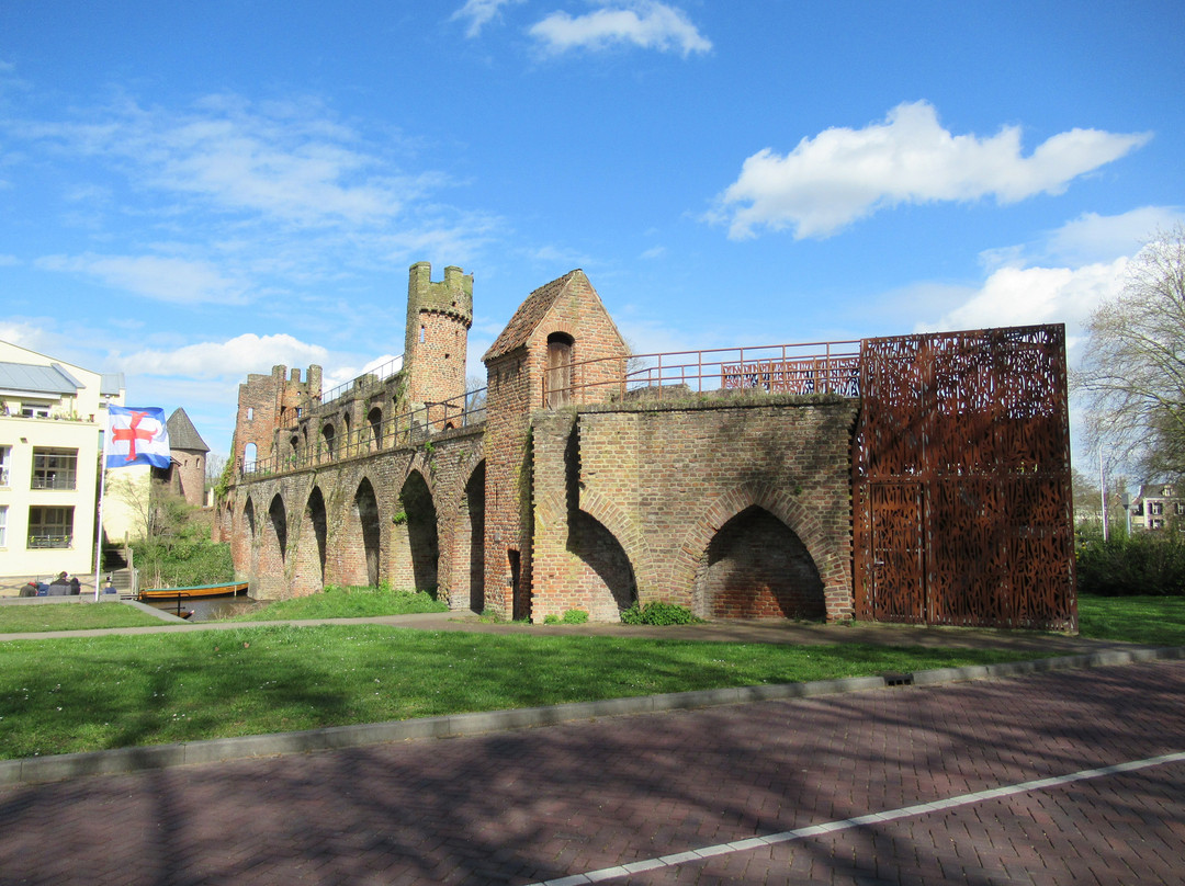 Stadsmuur Waltorens Armenhage