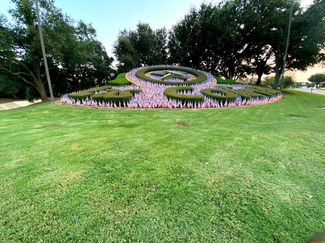 Las Colinas Flower Clock-欧文必去景点