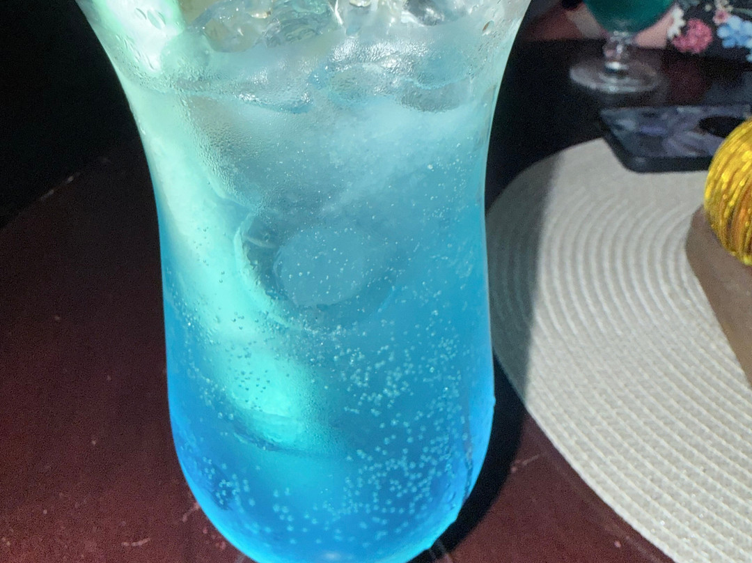 阿普罗波斯餐厅俱乐部酒店主图
