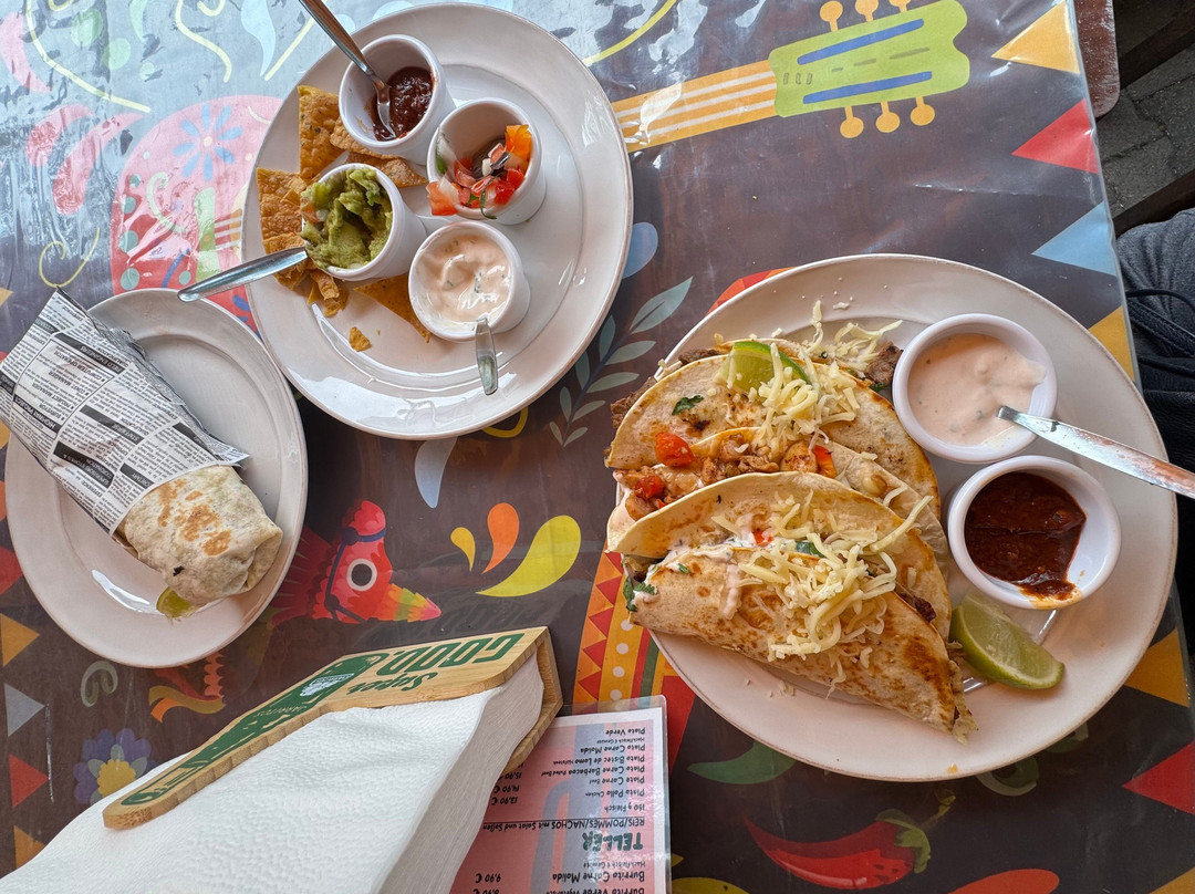 Los Tacos Mexicanos