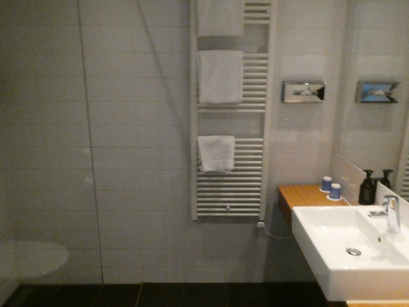 姆伊威尔维 - 弗莱彻餐厅酒店-浴室