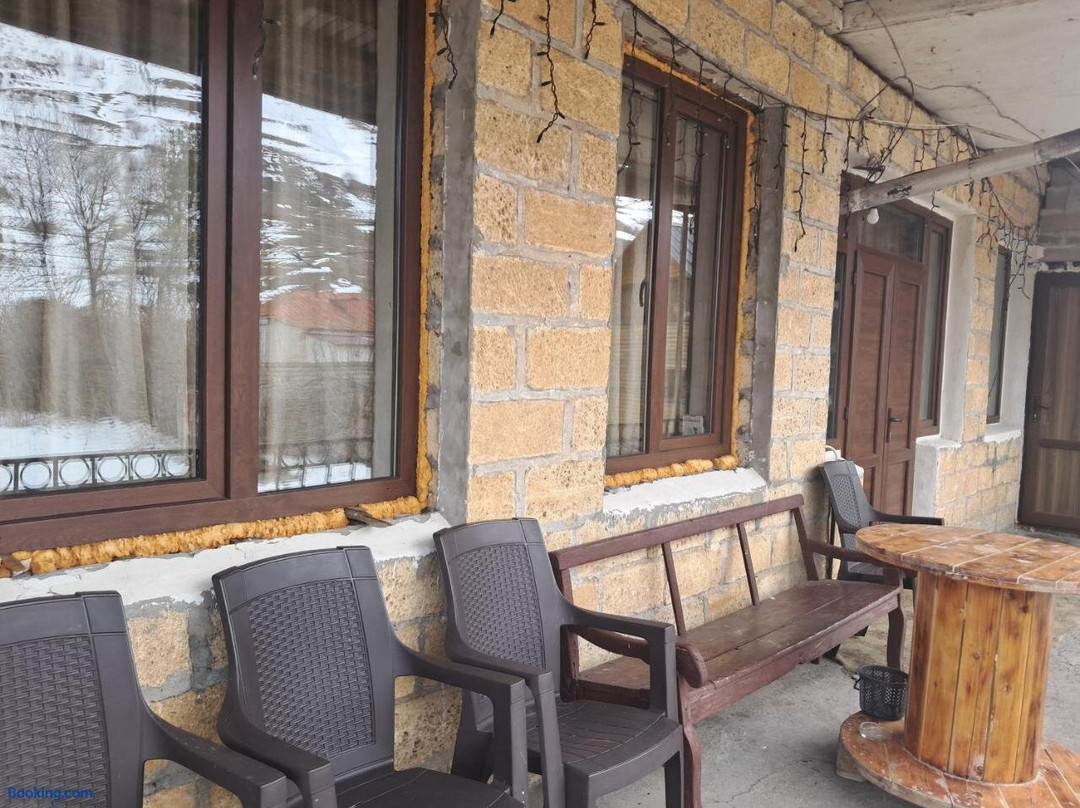 Hotel kazbegi1