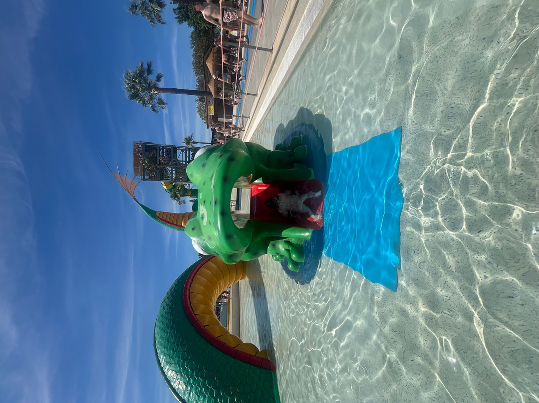 Slide & Splash - Parque Aquatico - Water Slide Park-拉戈阿必去景点