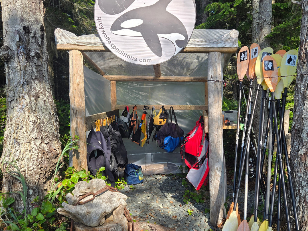 Grey Wolf Expeditions-黑溪必去景点