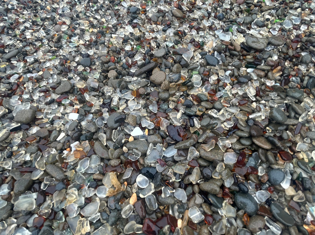 Glass Beach-布拉格堡必去景点