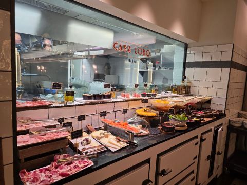 英格尔斯大酒店-旅行者