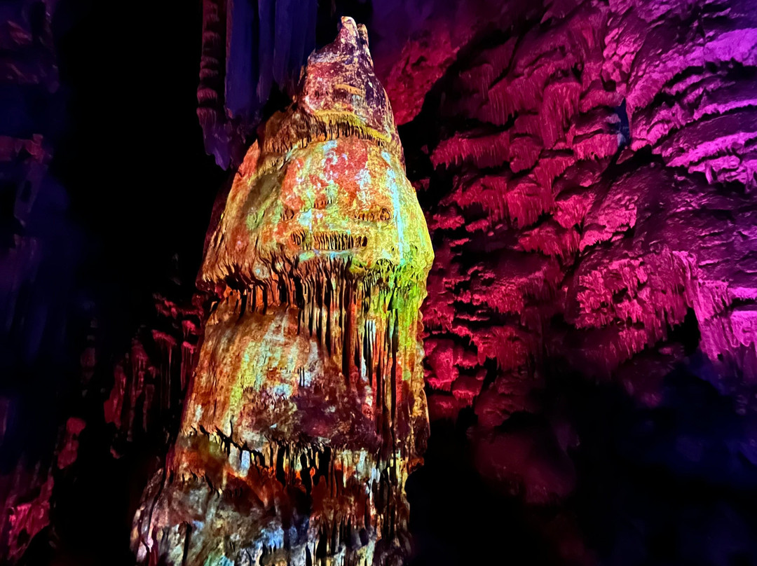St. Michael's Cave-直布罗陀必去景点