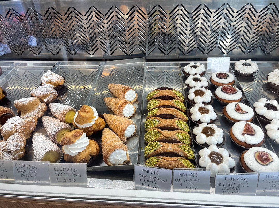 Pasticceria Canalicchio Di Dogana