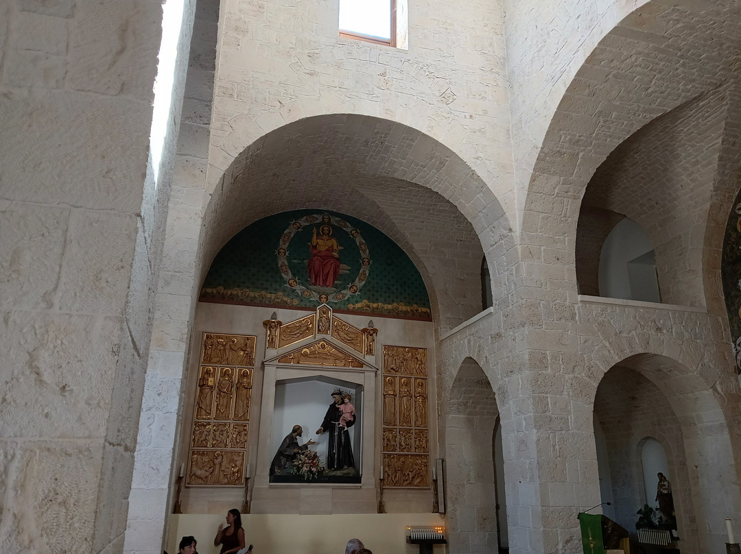 Parrocchia Sant'Antonio di Padova-阿尔贝罗贝洛必去景点