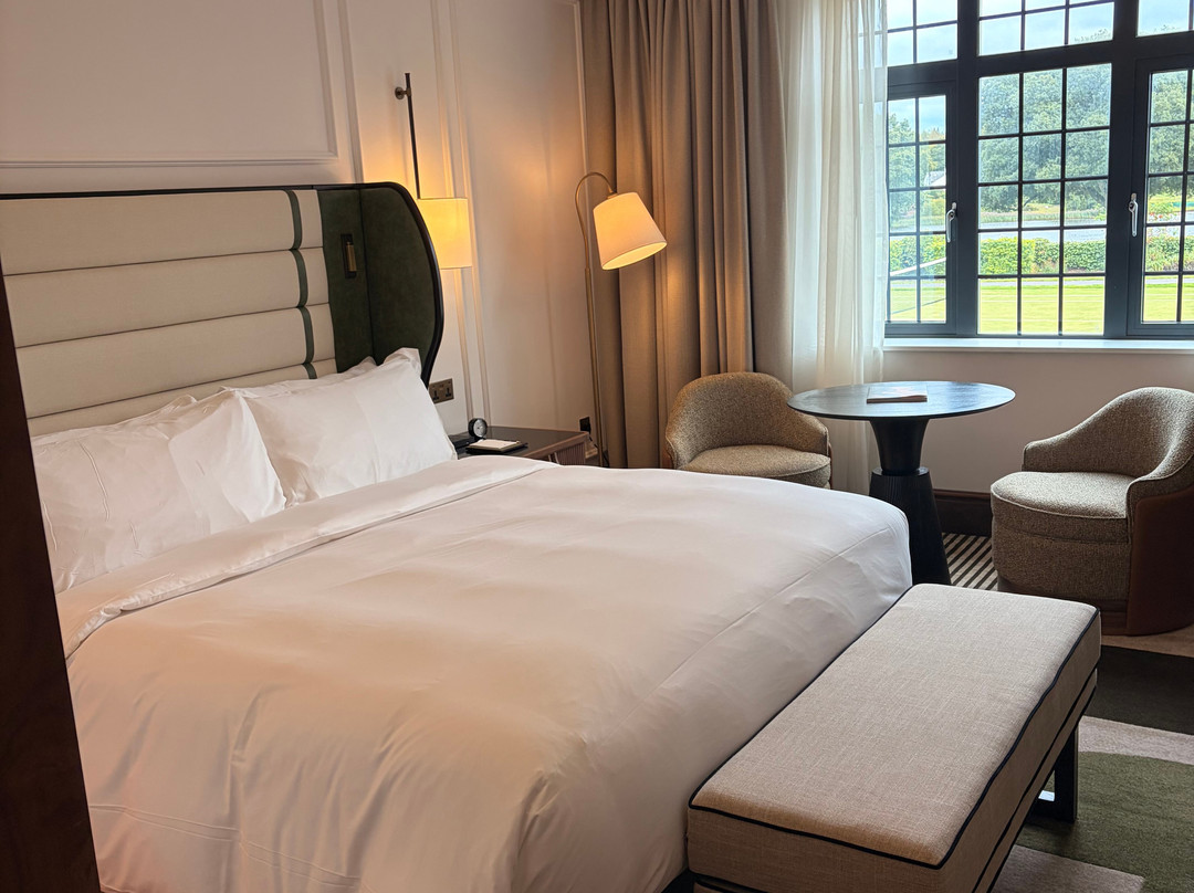 Fairmont Cheshire, The Mere主图