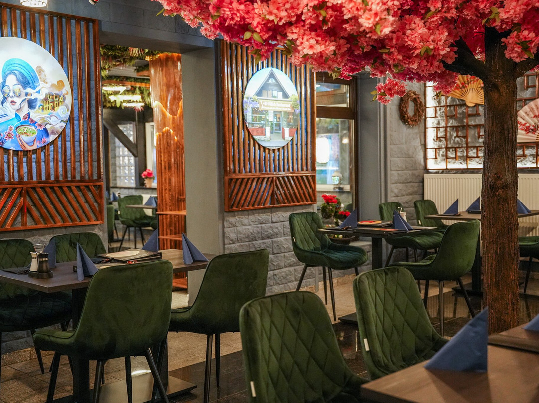 +84 Willich Restaurant