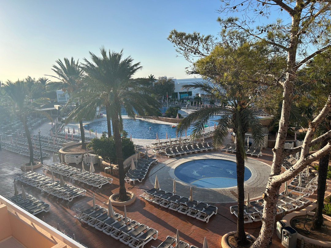 Sirenis Seaview Country Club主图