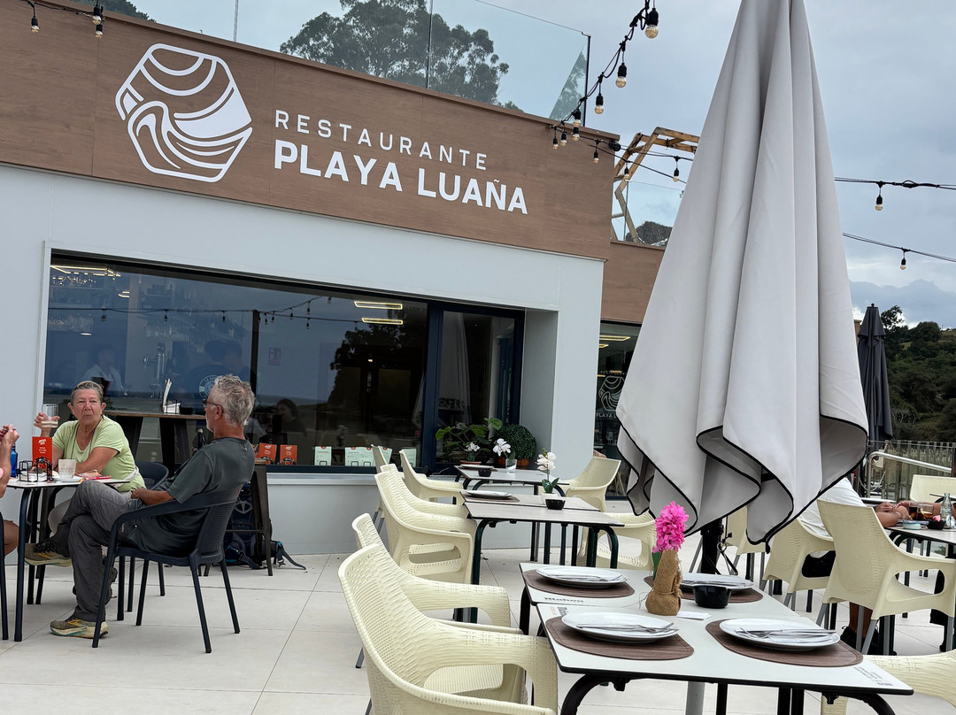 Playa de Luaña-Cobreces必去景点