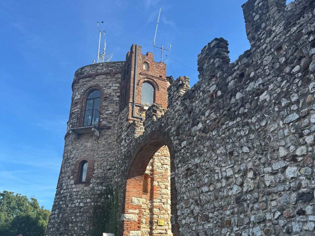 Castello di Desenzano-代森扎诺-德尔加达必去景点