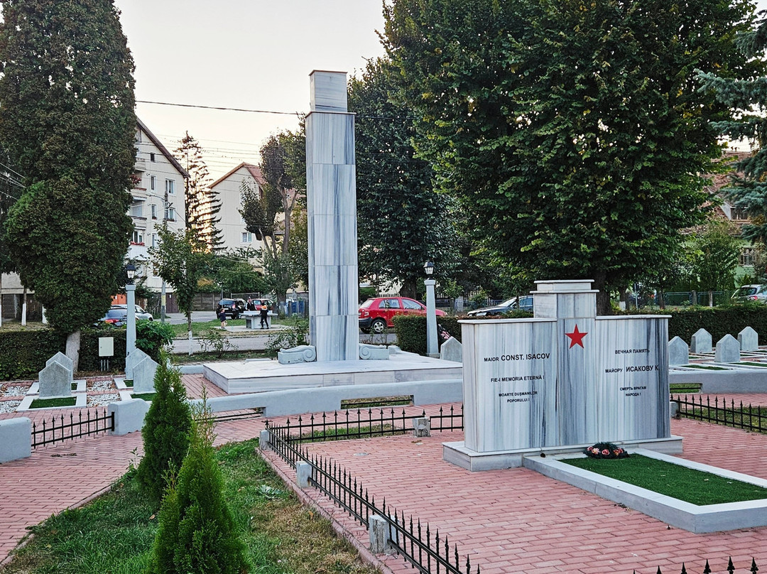 Cimitirul militar sovietic al eroilor necunoscuți-锡吉索拉必去景点