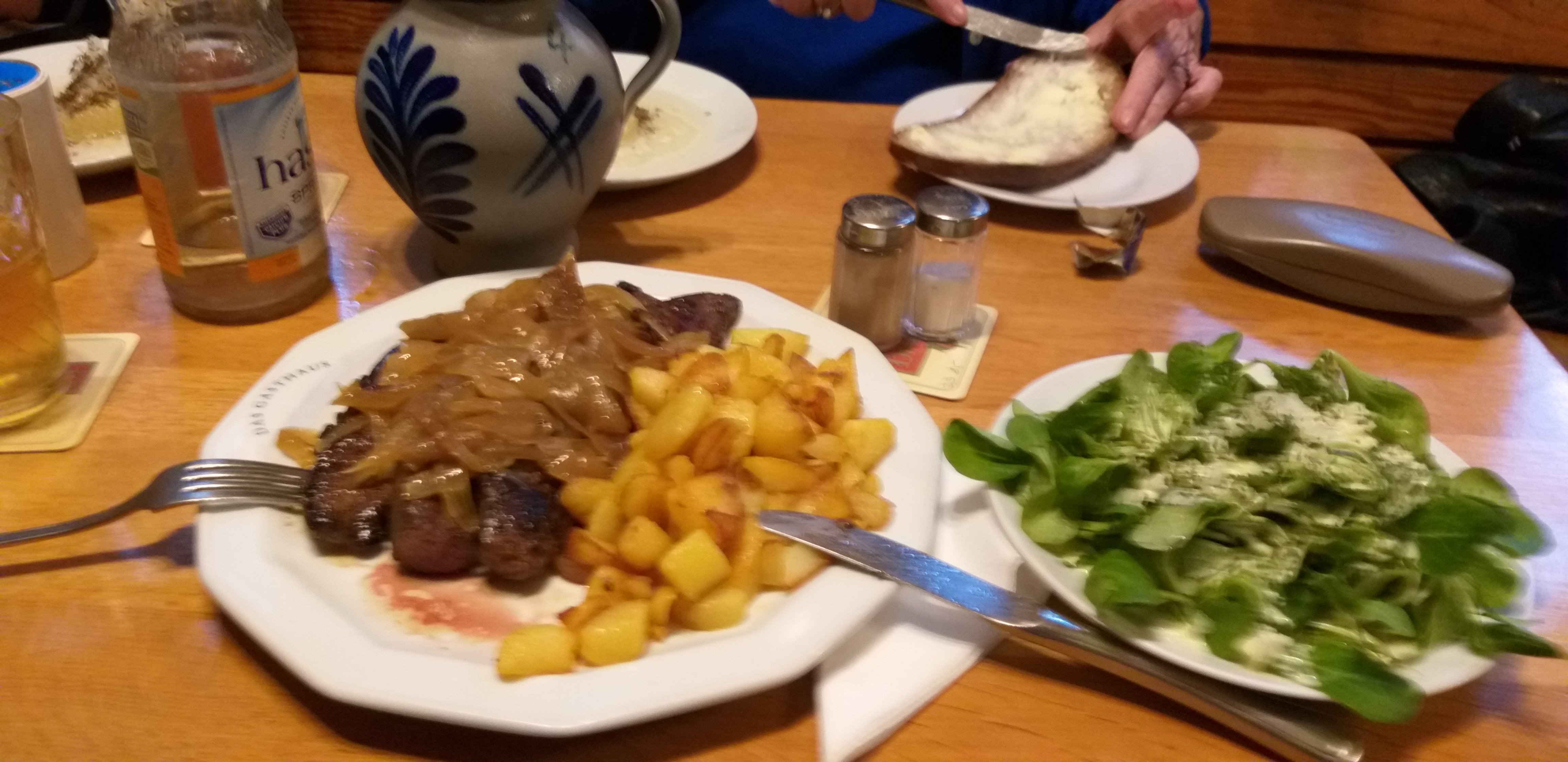 Hotel Gasthof Zur Krone-餐饮
