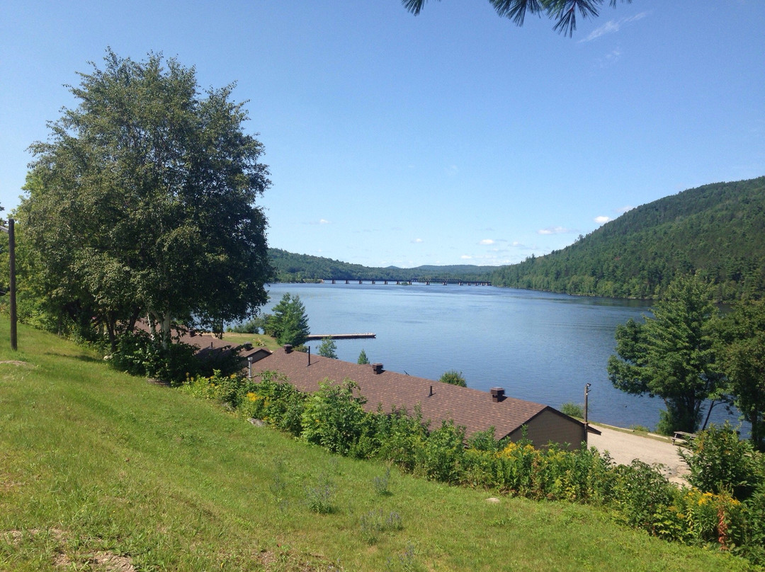 Valois' Motel & Restaurant