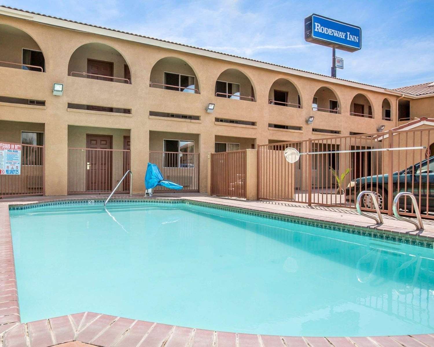 Rodeway Inn-官方
